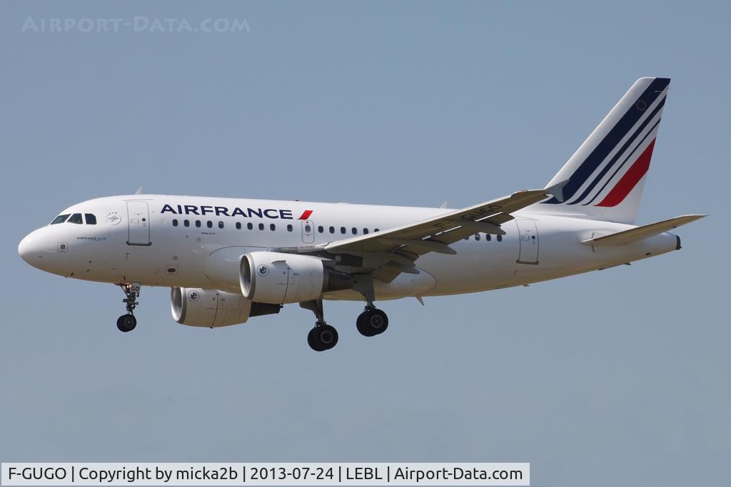 F-GUGO, 2006 Airbus A318-111 C/N 2951, Landing