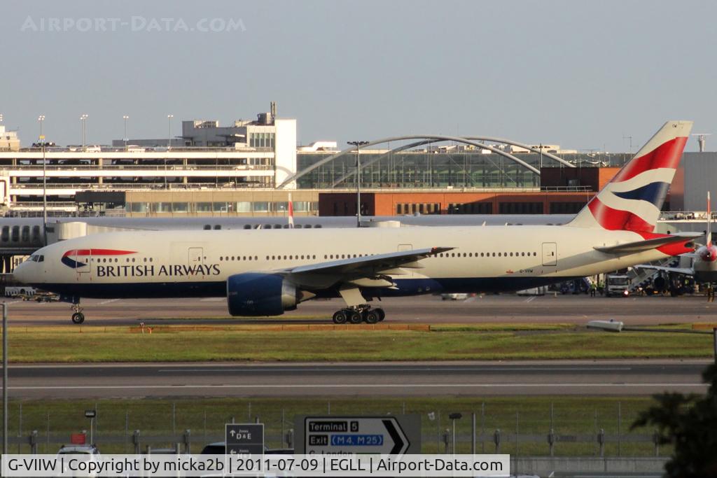 G-VIIW, 1999 Boeing 777-236 C/N 29965, Taxiing
