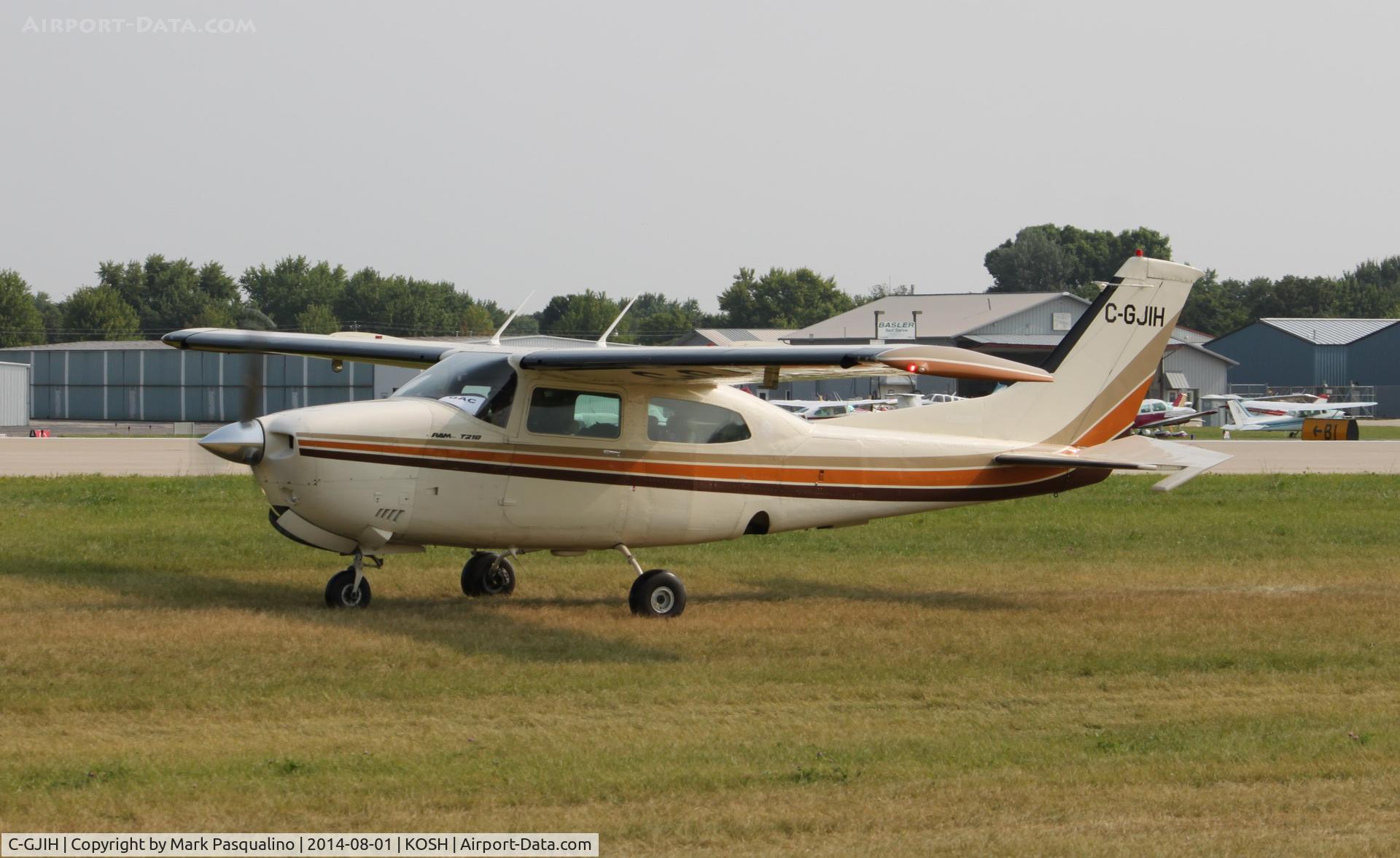 C-GJIH, 1976 Cessna T210L Turbo Centurion C/N 21061552, Cessna T210L