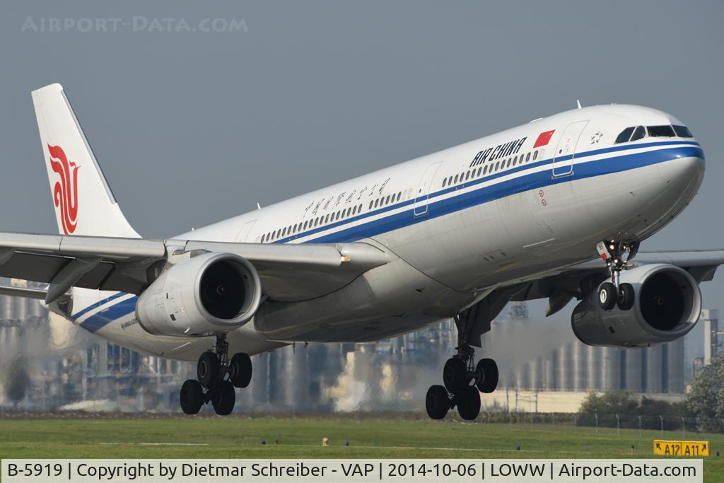 B-5919, 2013 Airbus A330-343X C/N 1413, Air China Airbus 330-300
