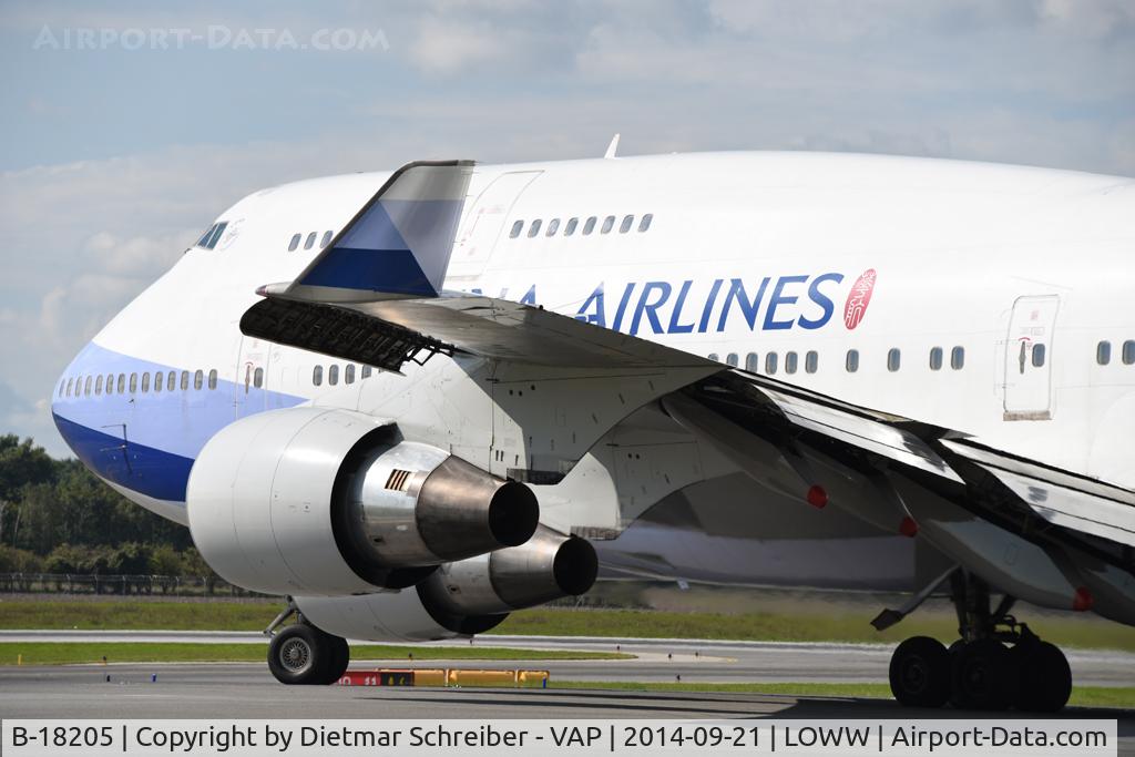 B-18205, Boeing 747-409 C/N 28712, China Airlines Boeing 747-400
