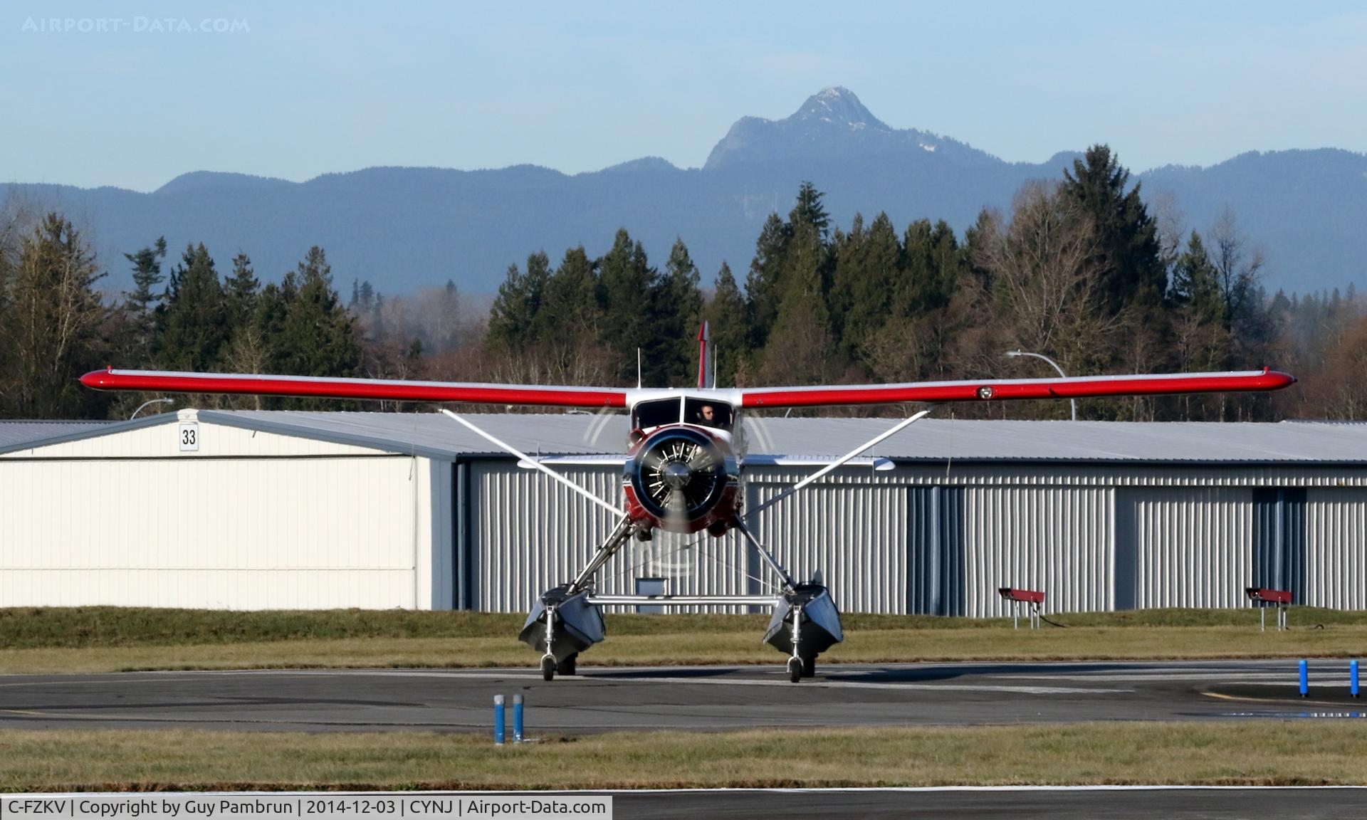 C-FZKV, 1955 De Havilland Canada DHC-2 Beaver Mk.I C/N 775, Head-on look