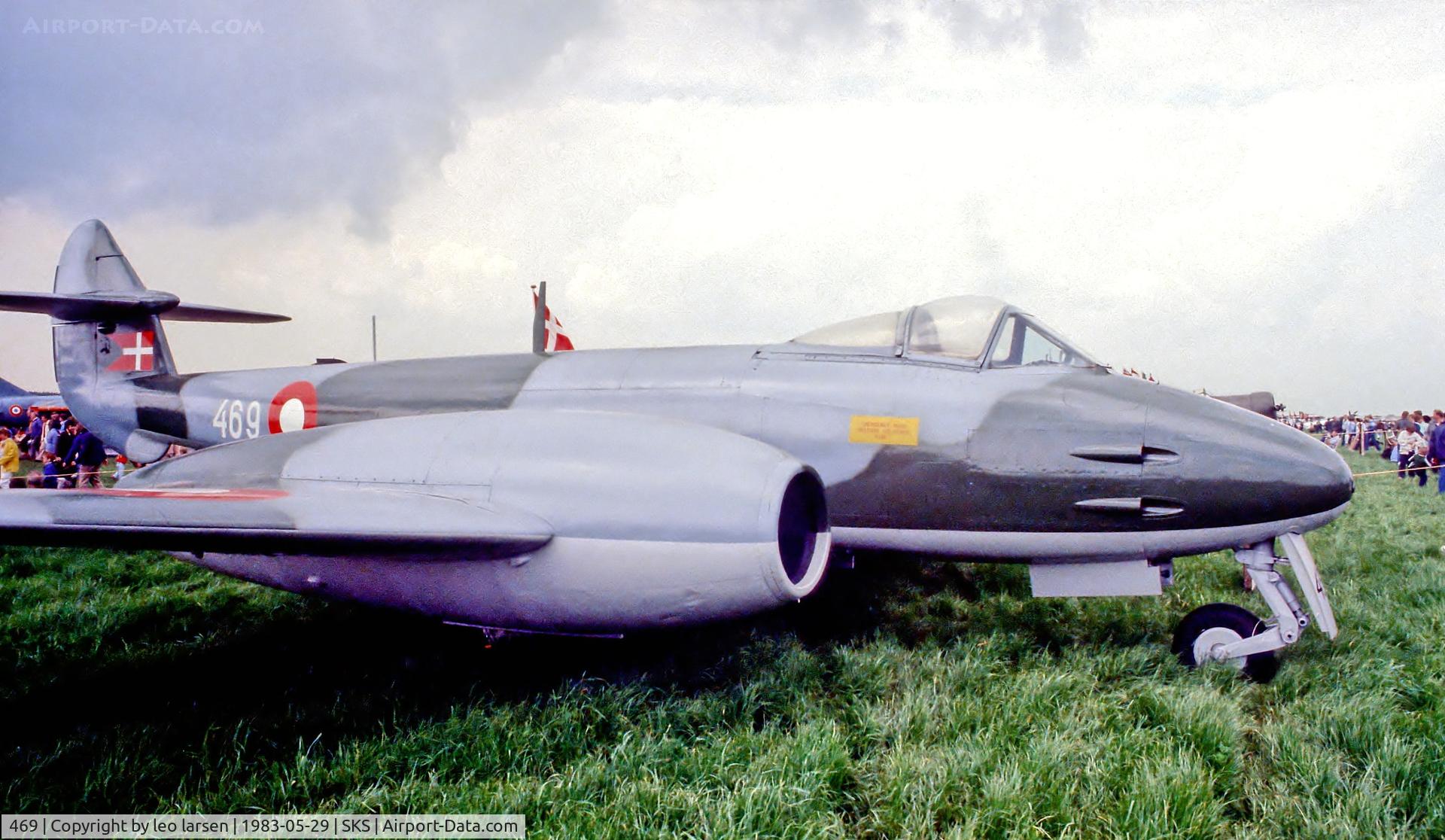 469, 1949 Gloster Meteor F.4 C/N G5/302, FSN Skrydstrup 29.5.83