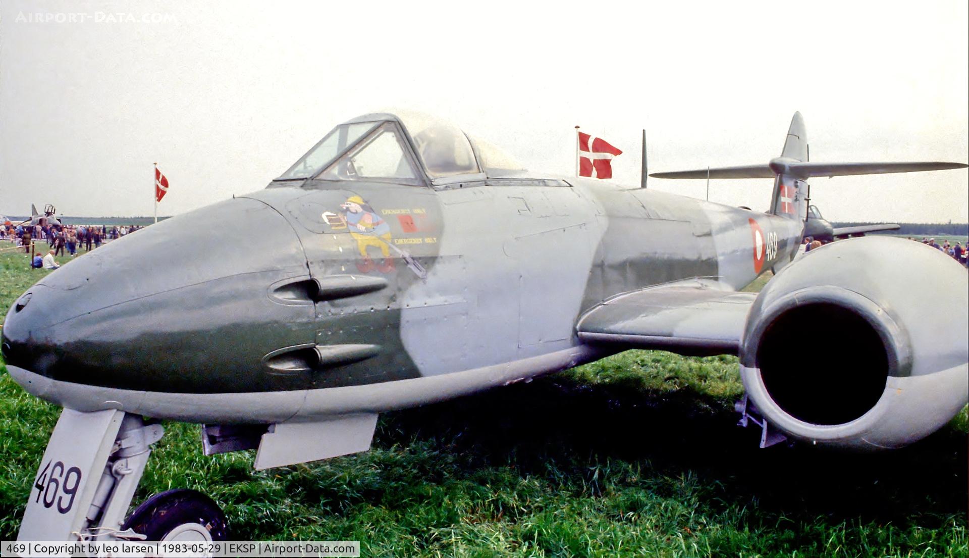 469, 1949 Gloster Meteor F.4 C/N G5/302, FSN Skrydstrup 29.5.83
