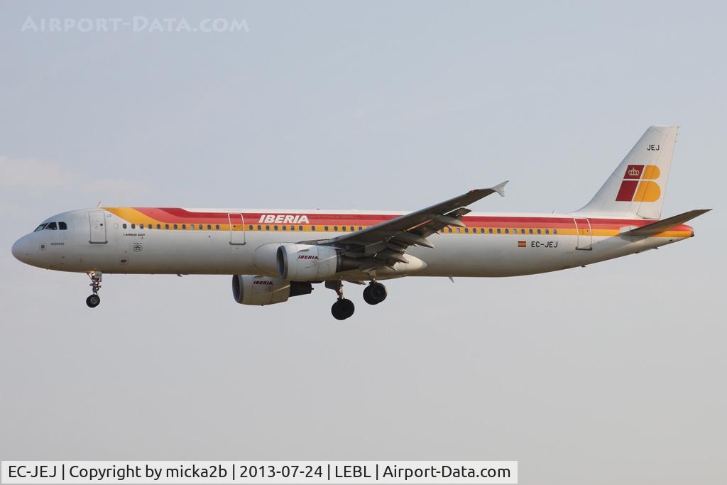 EC-JEJ, 2005 Airbus A321-211 C/N 2381, Landing