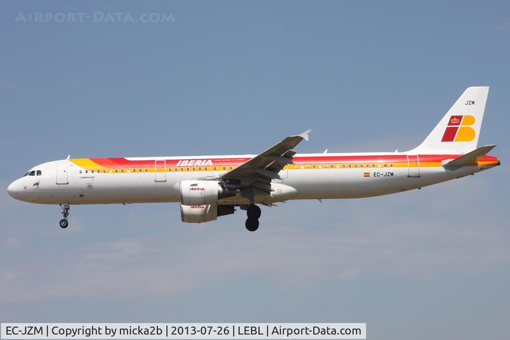 EC-JZM, 2007 Airbus A321-212 C/N 2996, Landing