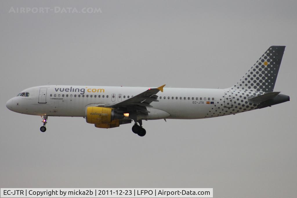 EC-JTR, 2006 Airbus A320-214 C/N 2798, Landing