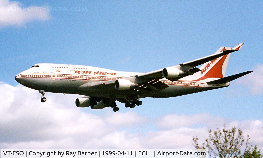 VT-ESO, 1993 Boeing 747-437 C/N 27165, Boeing 747-437 [27165] (Air India) Heathrow~G 11/04/1999. On finals 27L.