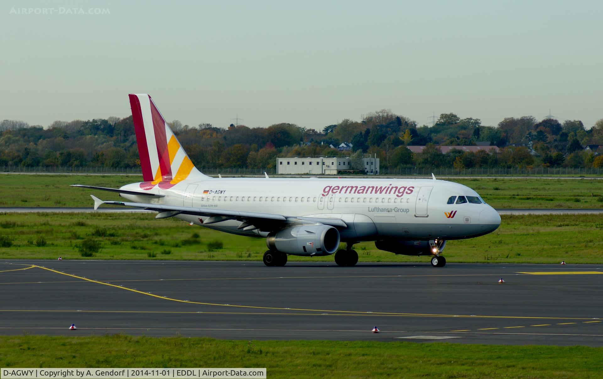 D-AGWY, 2013 Airbus A319-132 C/N 5941, Germanwings, is here taxiing at Düsseldorf Int'l(EDDL)