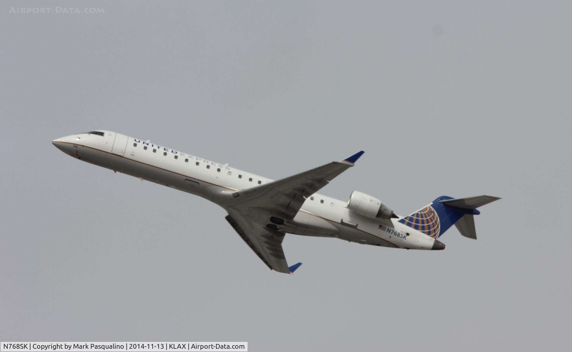 N768SK, 2005 Bombardier CRJ-701ER (CL-600-2C10) Regional Jet C/N 10234, CL-600-2C10