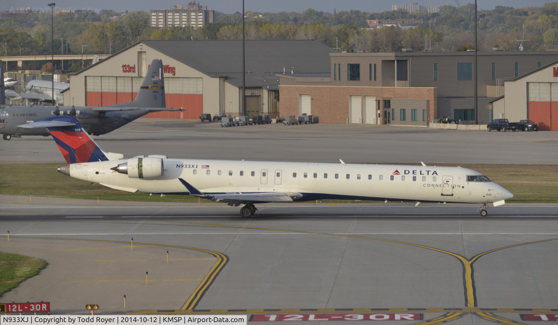 N933XJ, 2008 Bombardier CRJ-900ER (CL-600-2D24) C/N 15196, Arriving at MSP on 12L