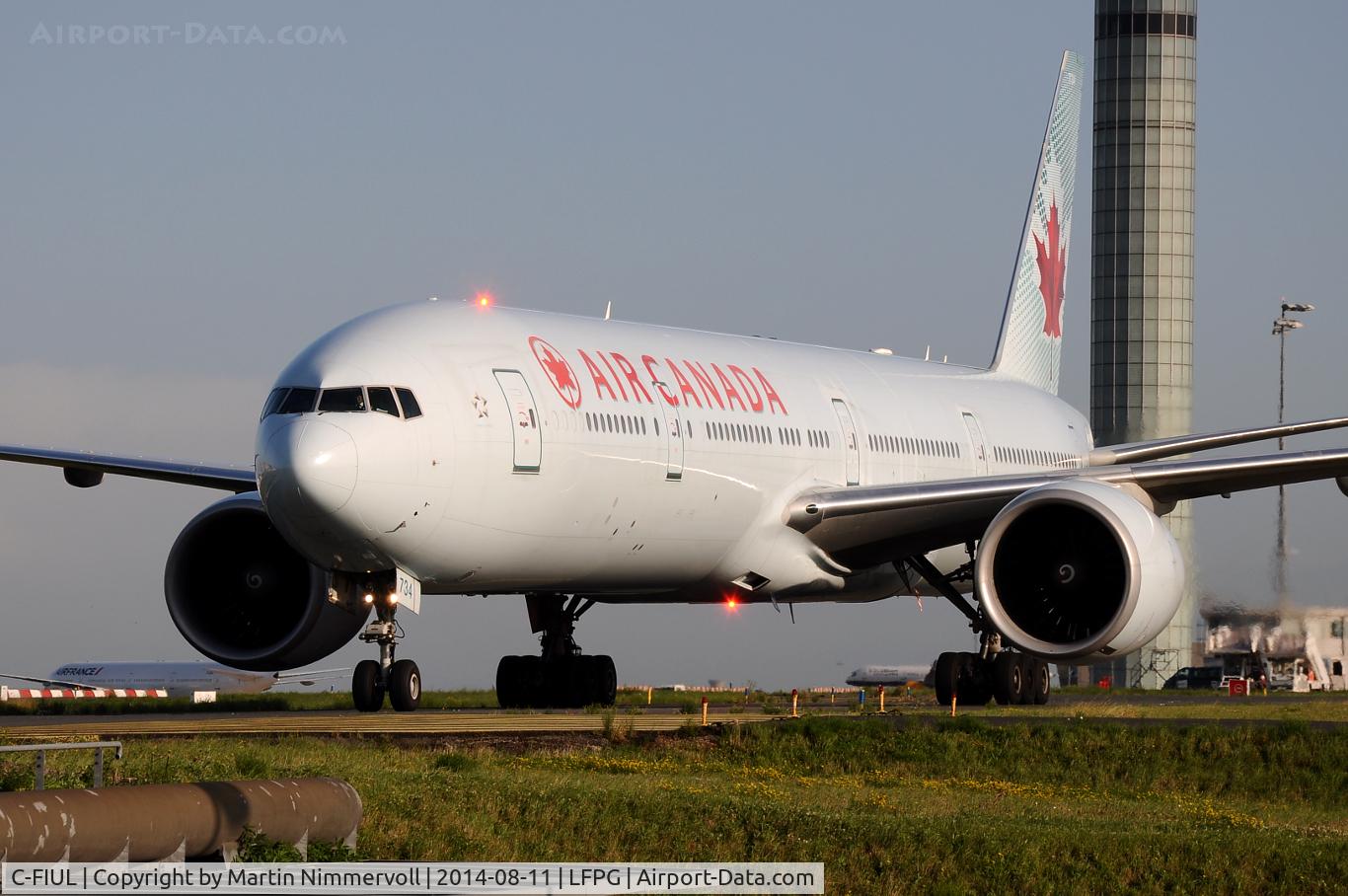 C-FIUL, 2007 Boeing 777-333/ER C/N 35255, Air Canda