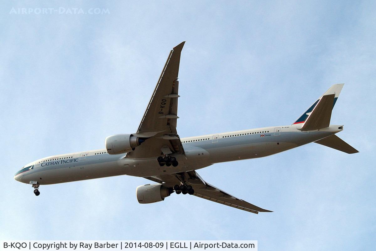 B-KQO, 2014 Boeing 777-367/ER C/N 41757, Boeing 777-367ER [41757] (Cathay Pacific Airways) Home~G 09/08/2014. On approach 27R.