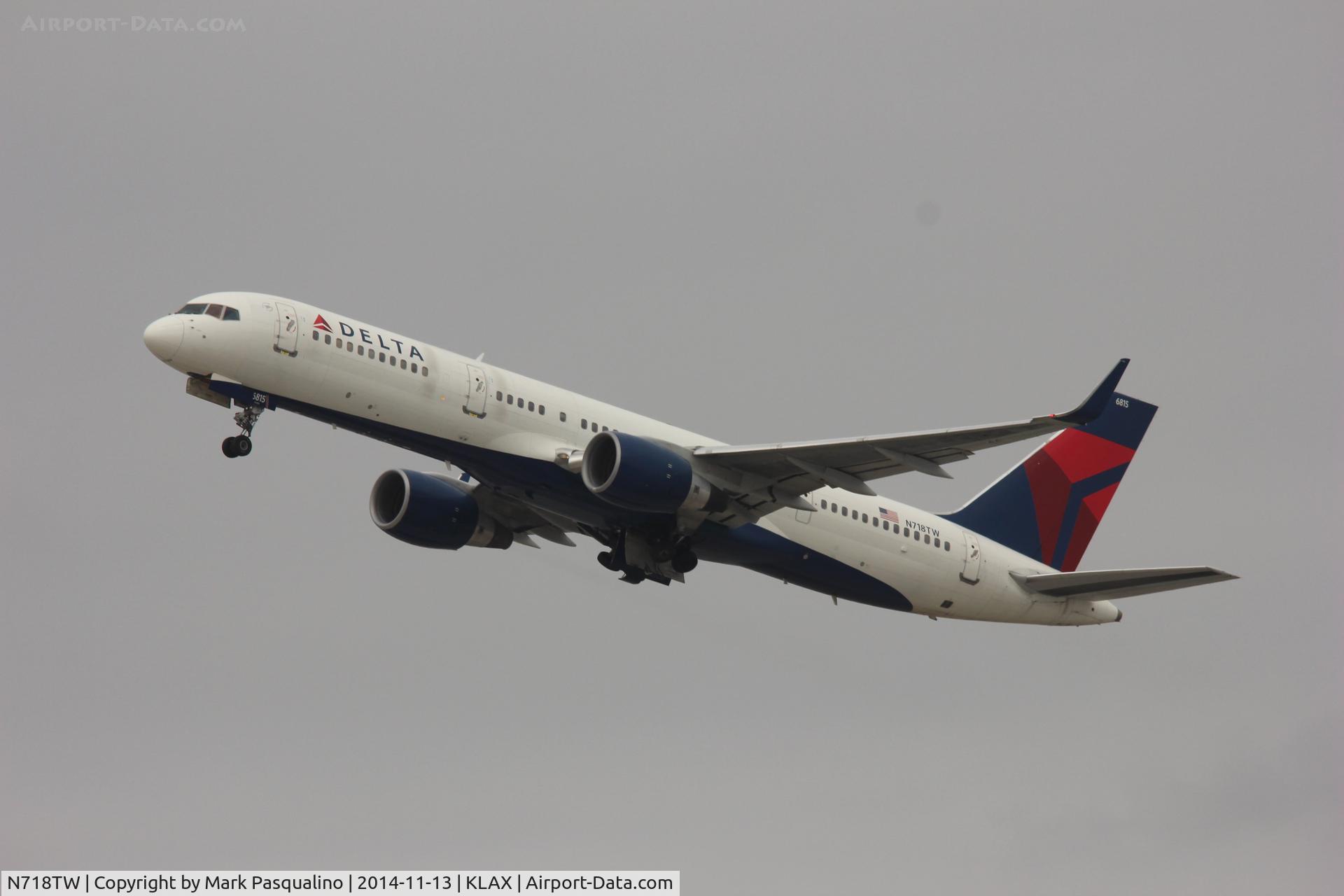 N718TW, 1999 Boeing 757-231 C/N 28486, Boeing 757-200