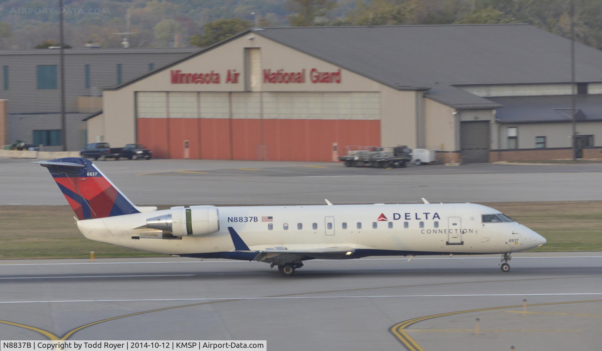 N8837B, 2003 Bombardier CRJ-200 (CL-600-2B19) C/N 7837, Arriving at MSP on 12L