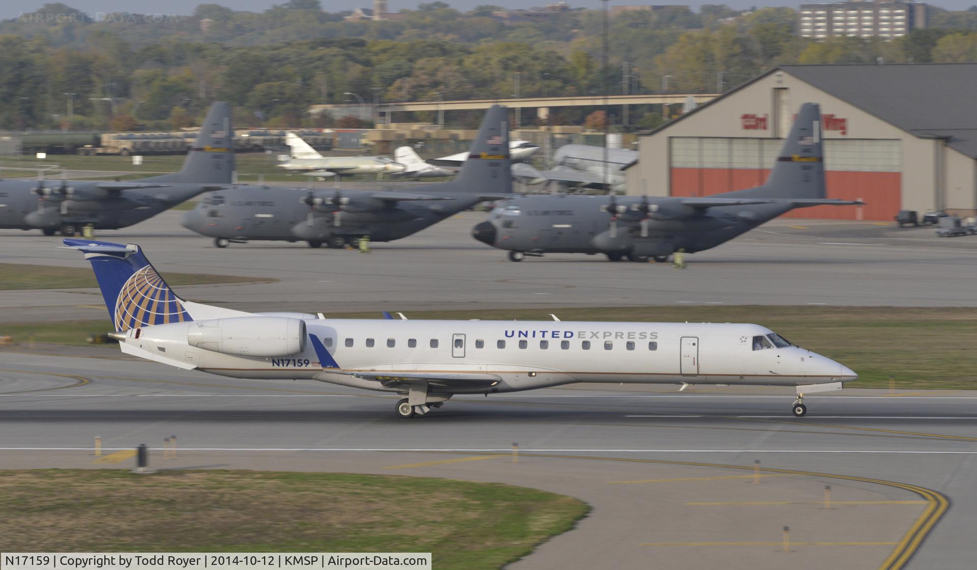 N17159, 2004 Embraer ERJ-145XR (EMB-145XR) C/N 145792, Arriving at MSP on 12L