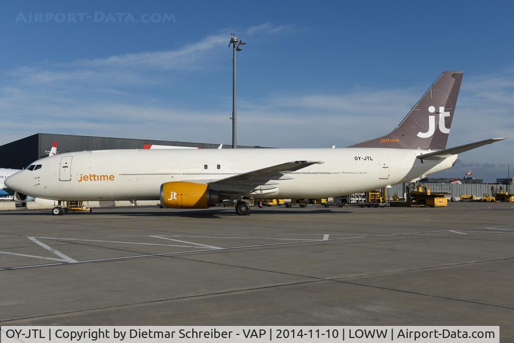 OY-JTL, 1990 Boeing 737-42C C/N 24231, Jettime Boeing 737-400