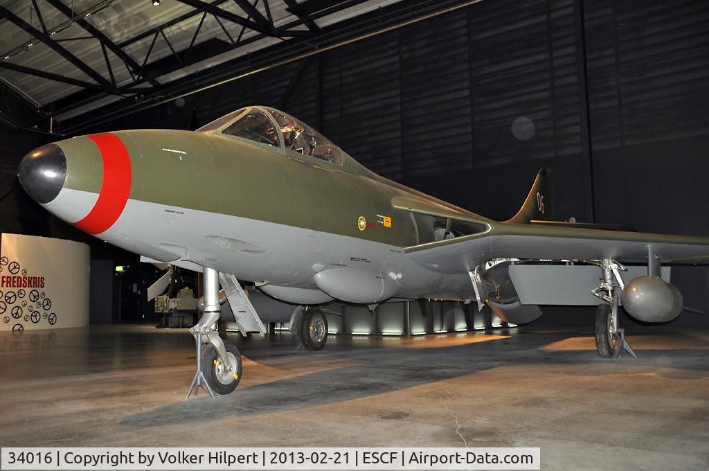 34016, Hawker J.34 Hunter C/N 41H-680304, at linkoping