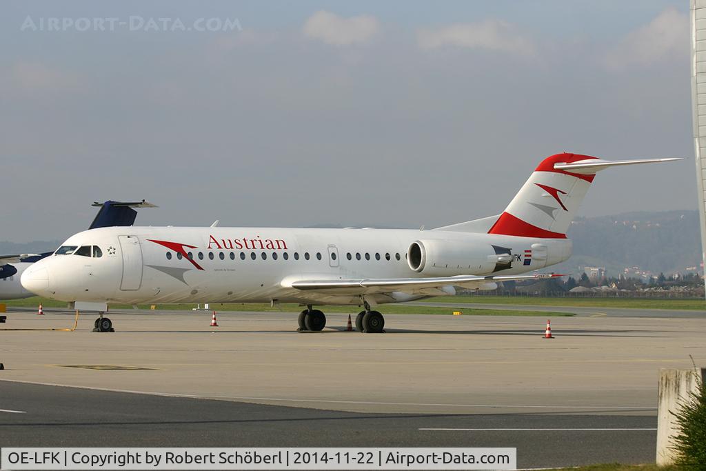 OE-LFK, 1995 Fokker 70 (F-28-0070) C/N 11555, OE-LFK @ LOWG