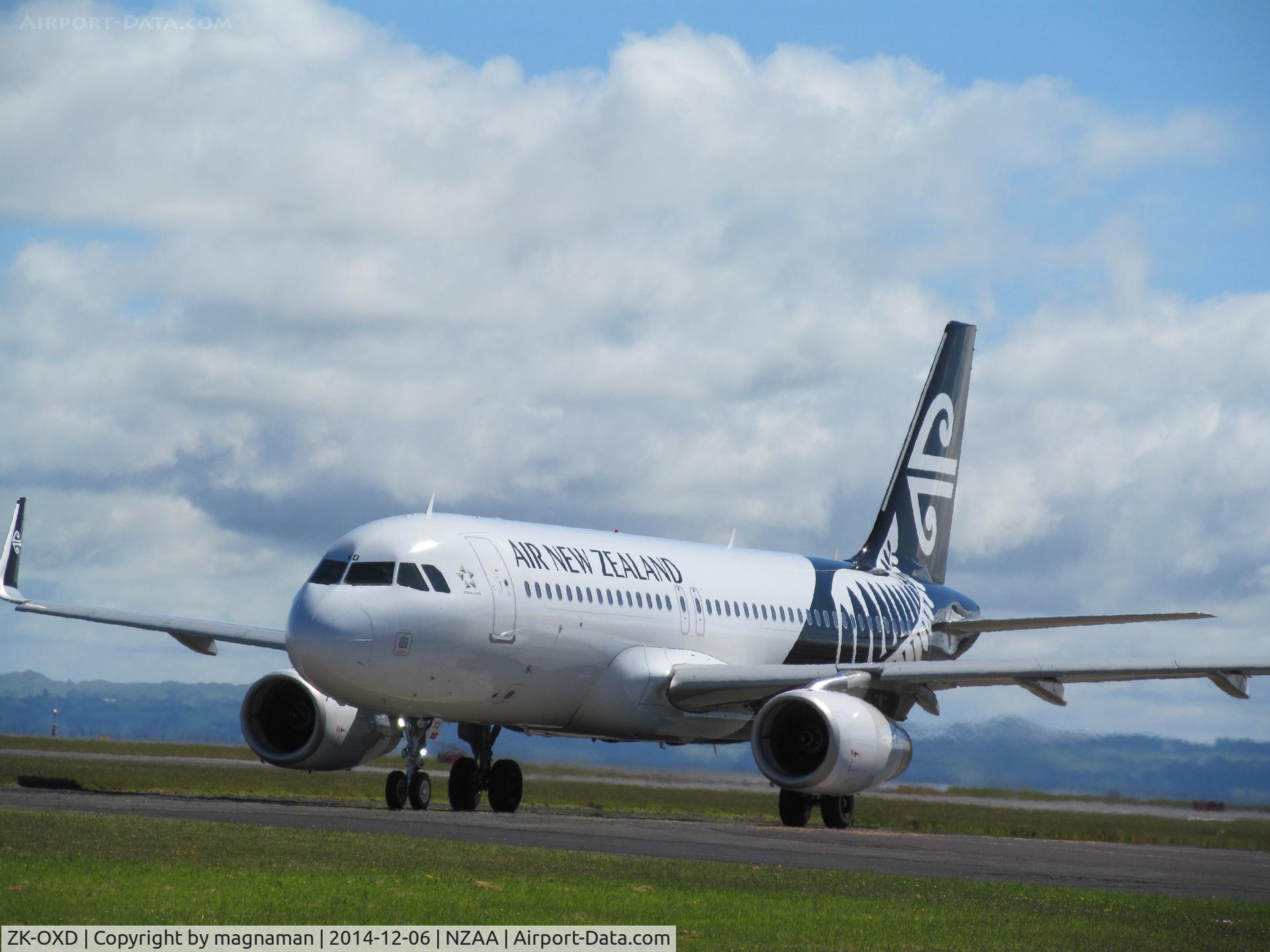 ZK-OXD, 2014 Airbus A320-232 C/N 5962, ready for departure
