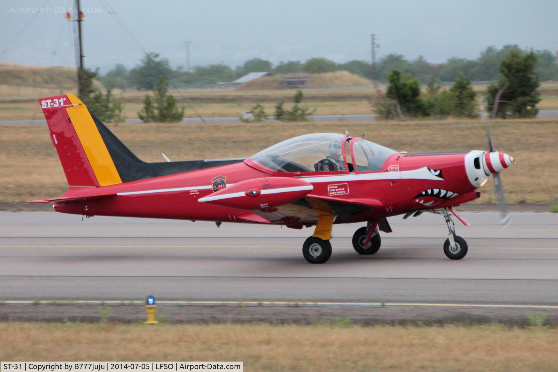 ST-31, SIAI-Marchetti SF-260M C/N 10-31, at Nancy-Ochey