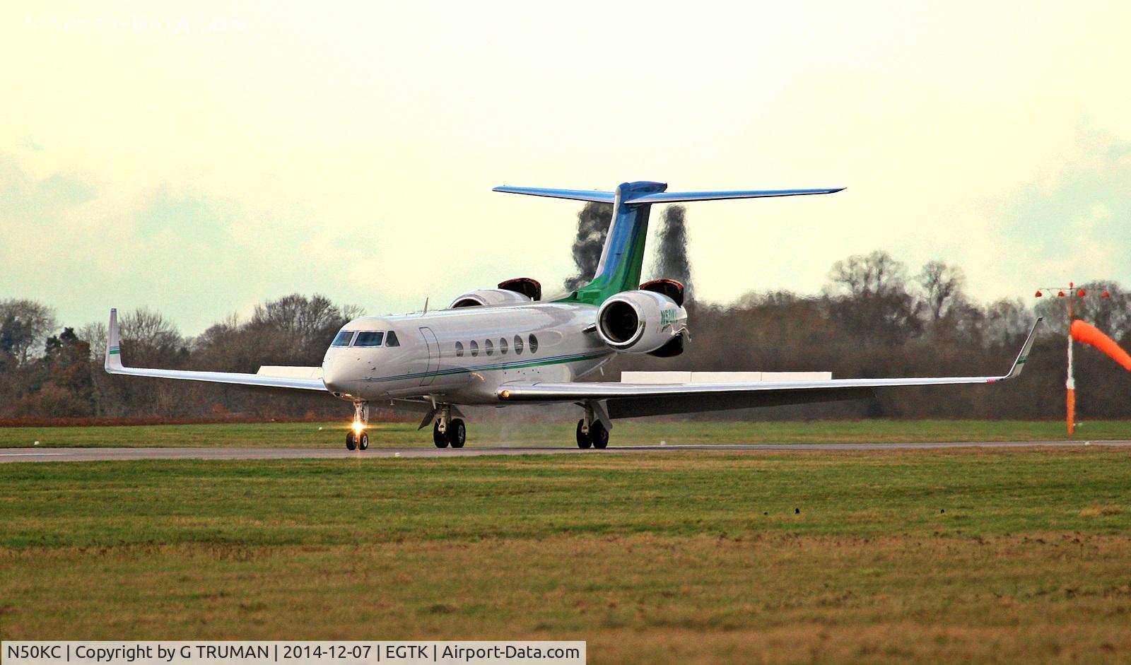 N50KC, 2001 Gulfstream Aerospace G-V C/N 659, Landing on runway 19 on a cold, wintery day