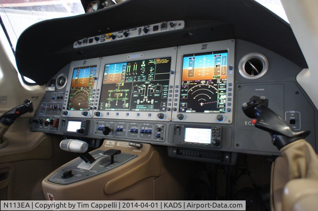N113EA, 2008 Eclipse Aviation Corp EA500 C/N 000152, V.1.5 panel