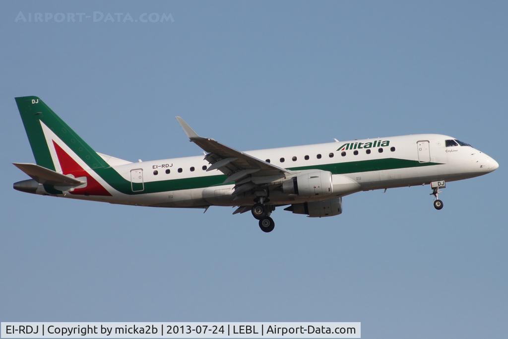 EI-RDJ, 2012 Embraer 175LR (ERJ-170-200LR) C/N 17000342, Landing