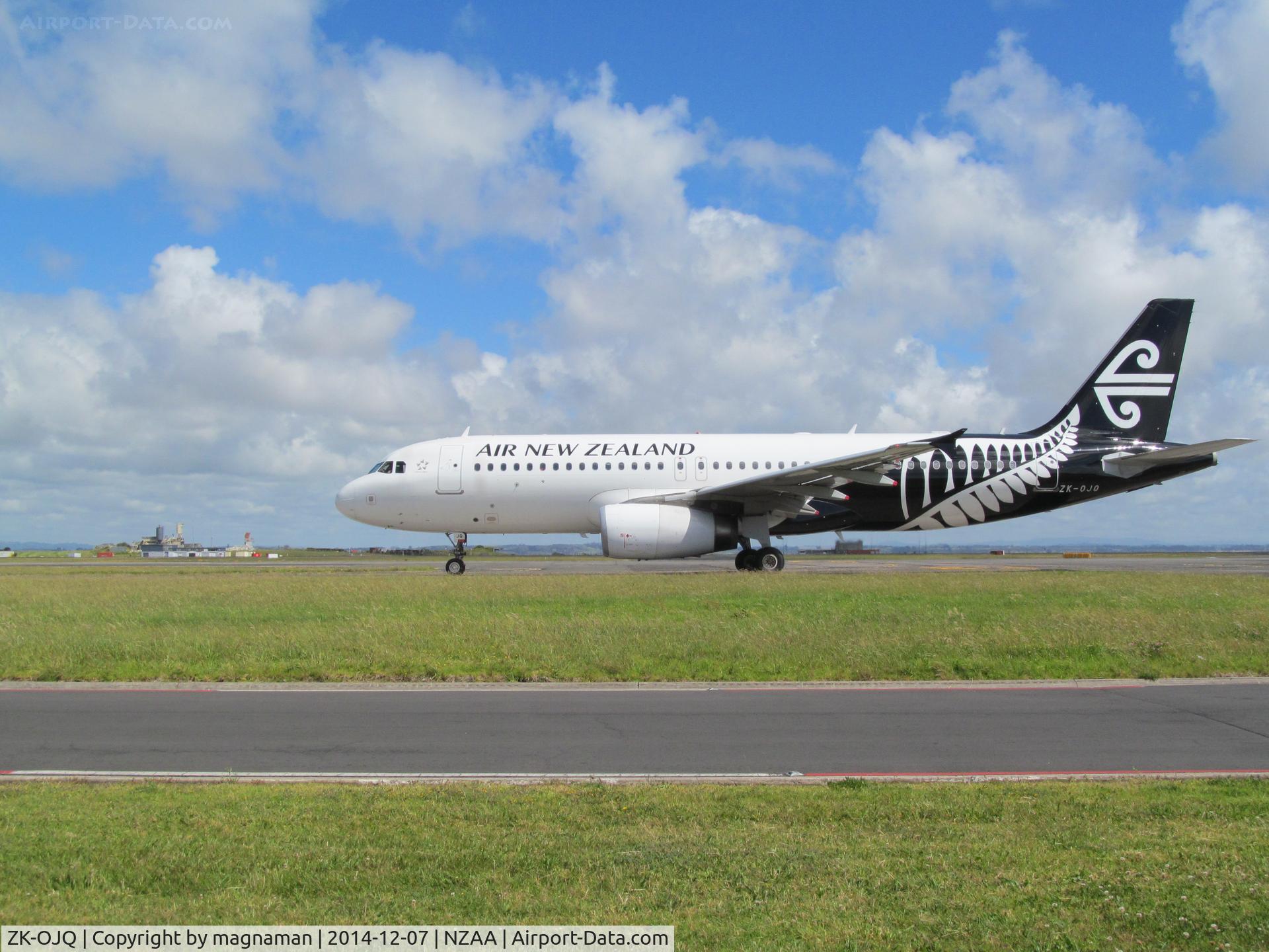 ZK-OJQ, 2011 Airbus A320-232 C/N 4584, nearly all a320s now in new c/s