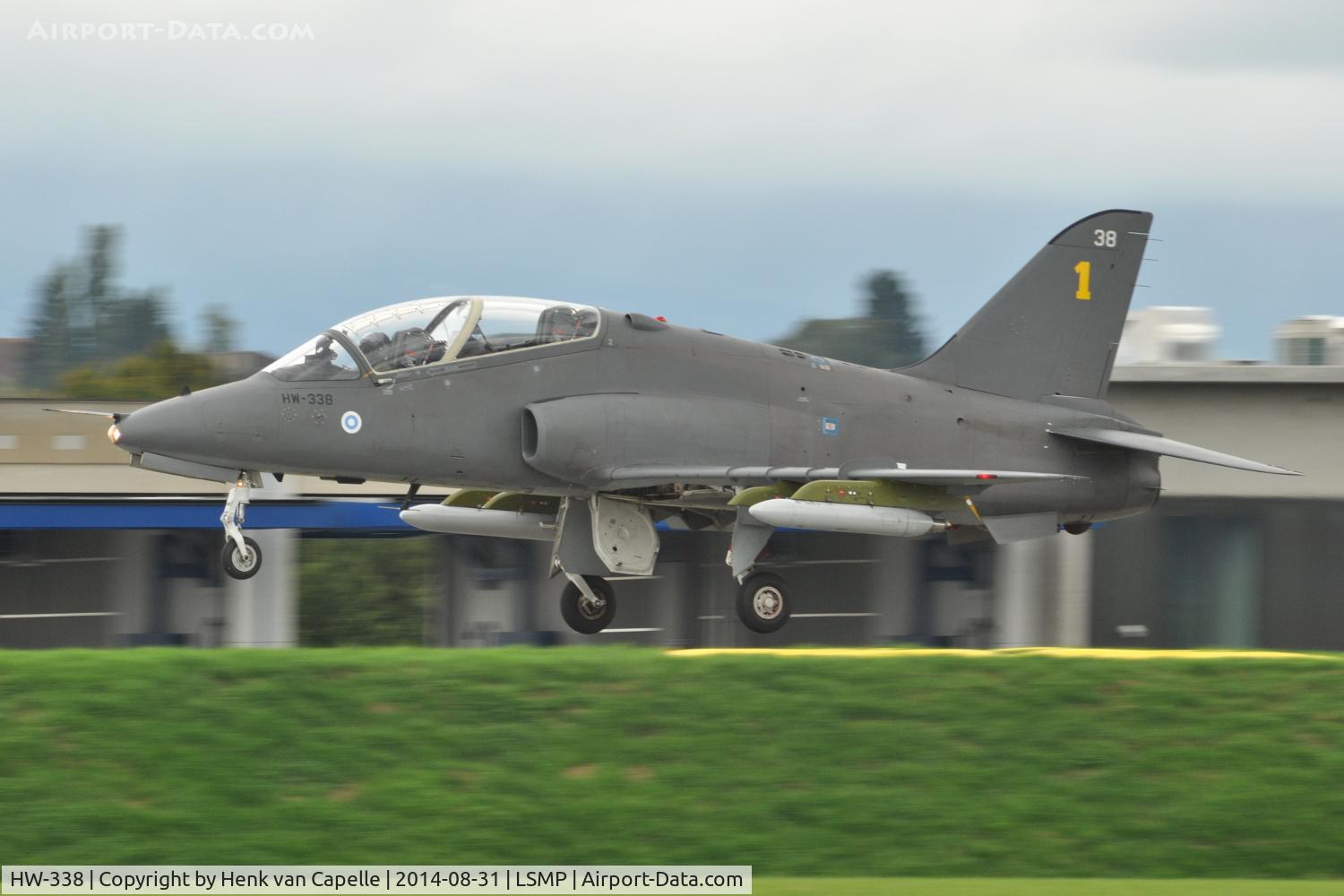 HW-338, British Aerospace Hawk Mk.51 C/N 312237, Hawk Mk.51 of the Finnish air Force demo team Midnight Hawks landing at Payerne Air Base, Switzerland, AIR14.