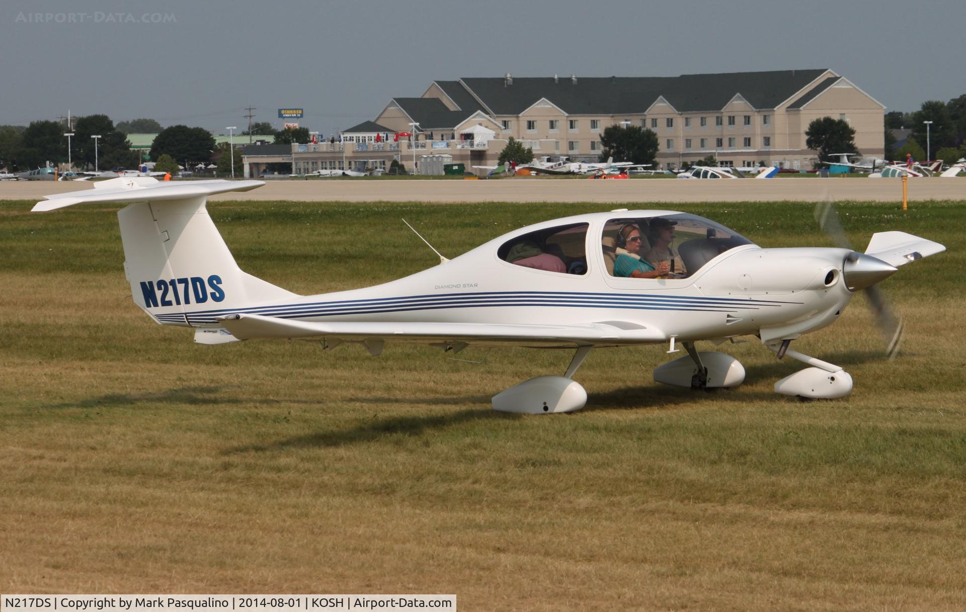 N217DS, 2003 Diamond DA-40 Diamond Star C/N 40.333, Diamond DA-40