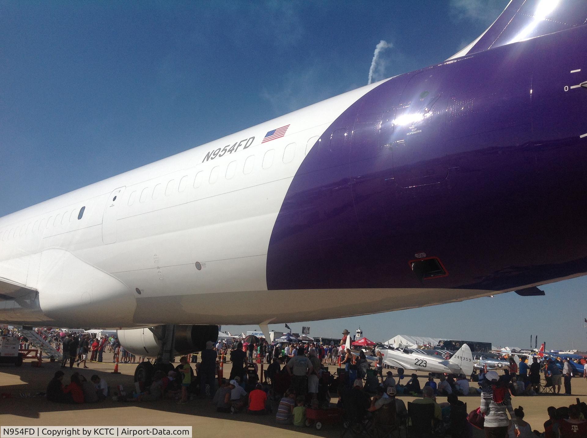 N954FD, 1997 Boeing 757-236 C/N 29113, Alliance.  Ft worth. 2014