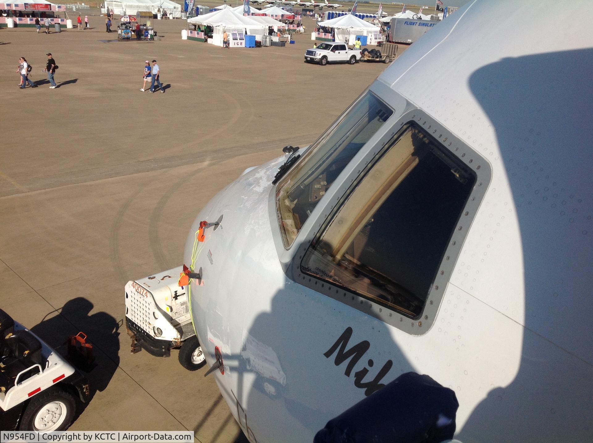 N954FD, 1997 Boeing 757-236 C/N 29113, Ft. Worth tx. 2014