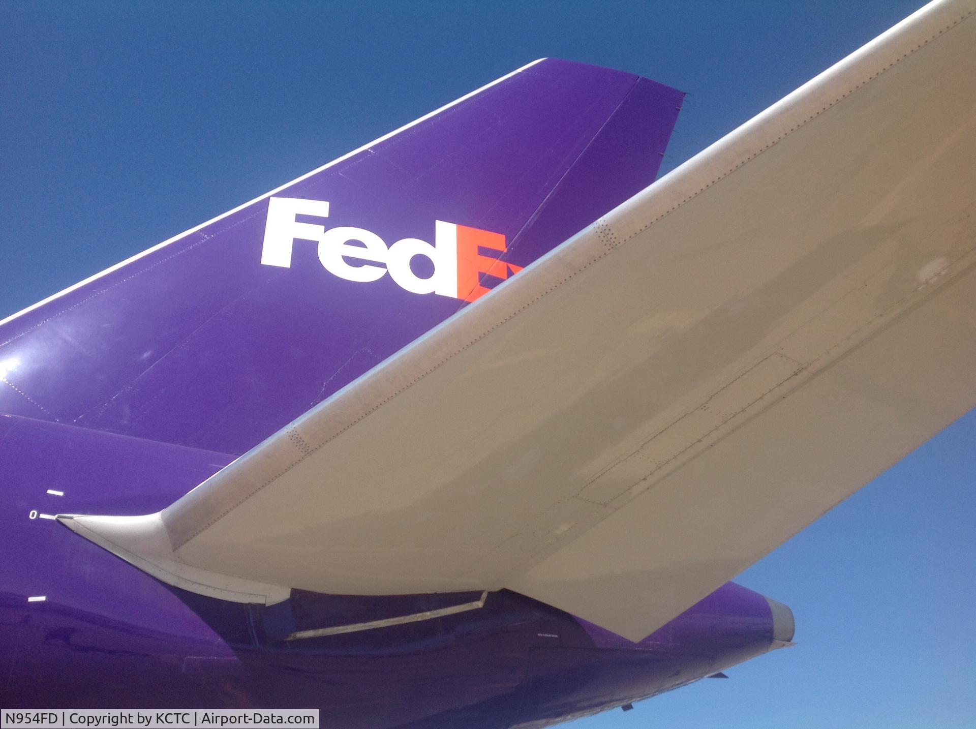 N954FD, 1997 Boeing 757-236 C/N 29113, Texas 2014