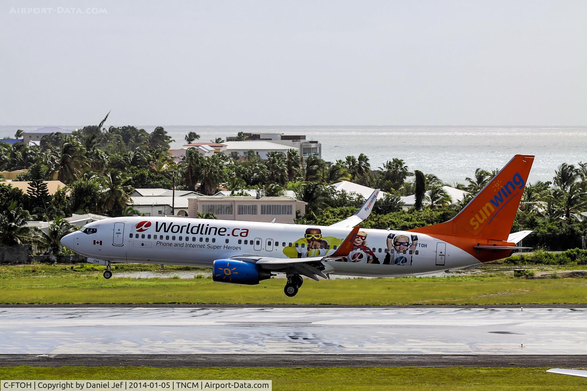 C-FTOH, 2009 Boeing 737-8HX C/N 29647, C-FTOH
