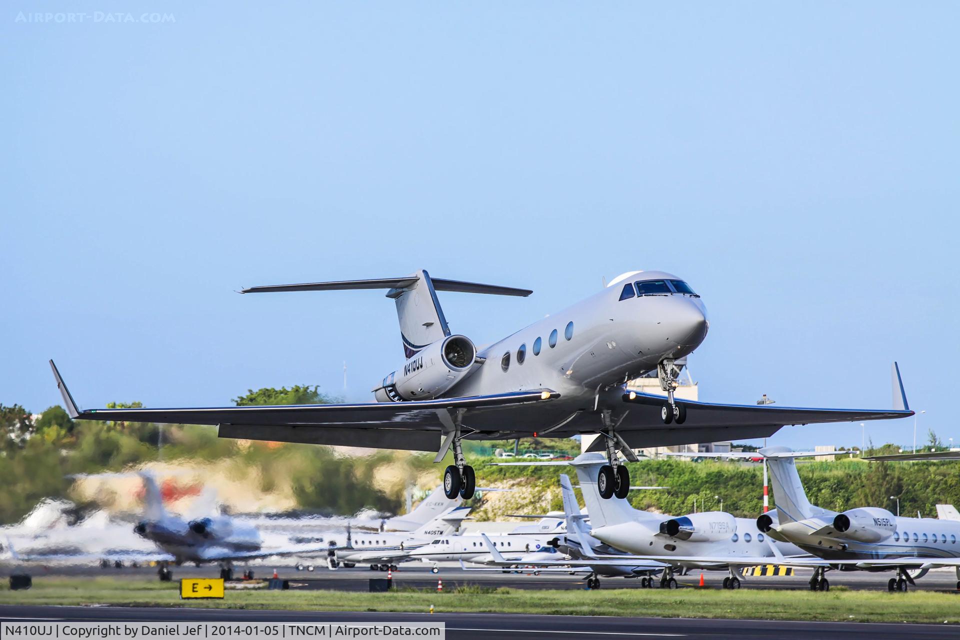 N410UJ, 1981 Gulfstream American G-1159A Gulfstream III C/N 320, N410UJ