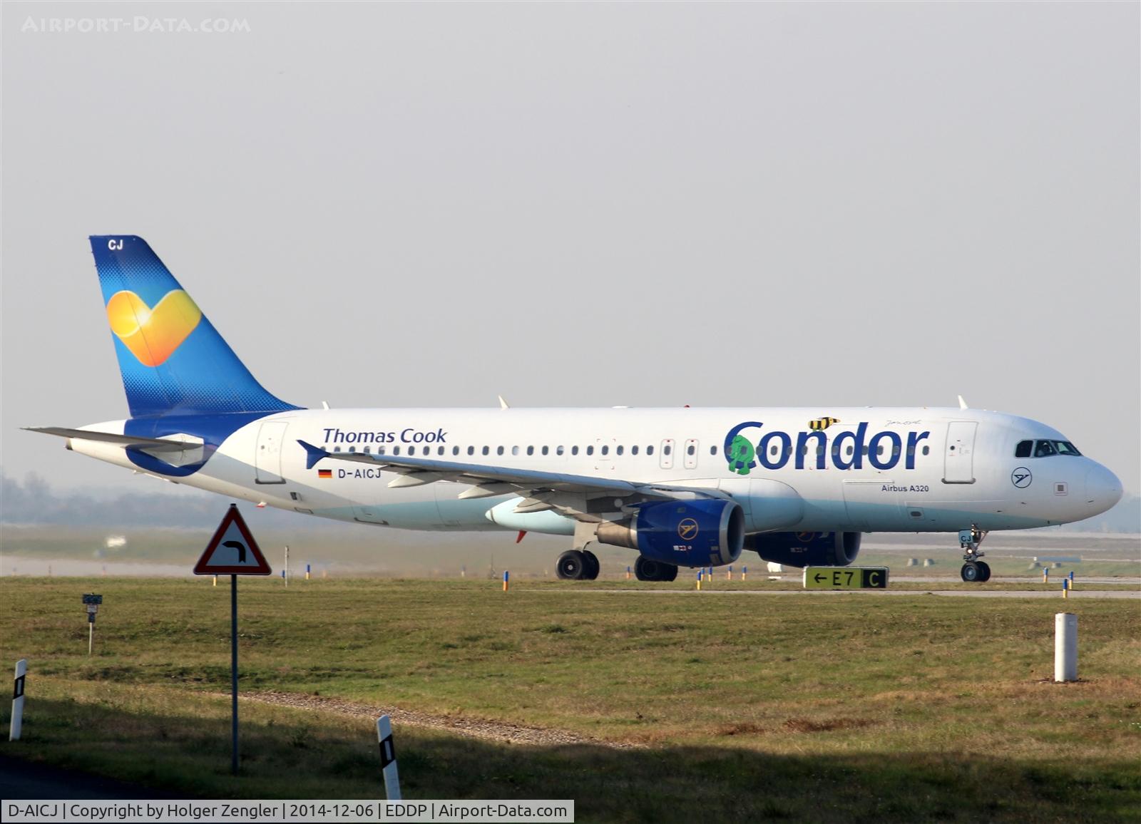 D-AICJ, 2001 Airbus A320-212 C/N 1402, Coming around A7 expecting departure on rwy 26R...