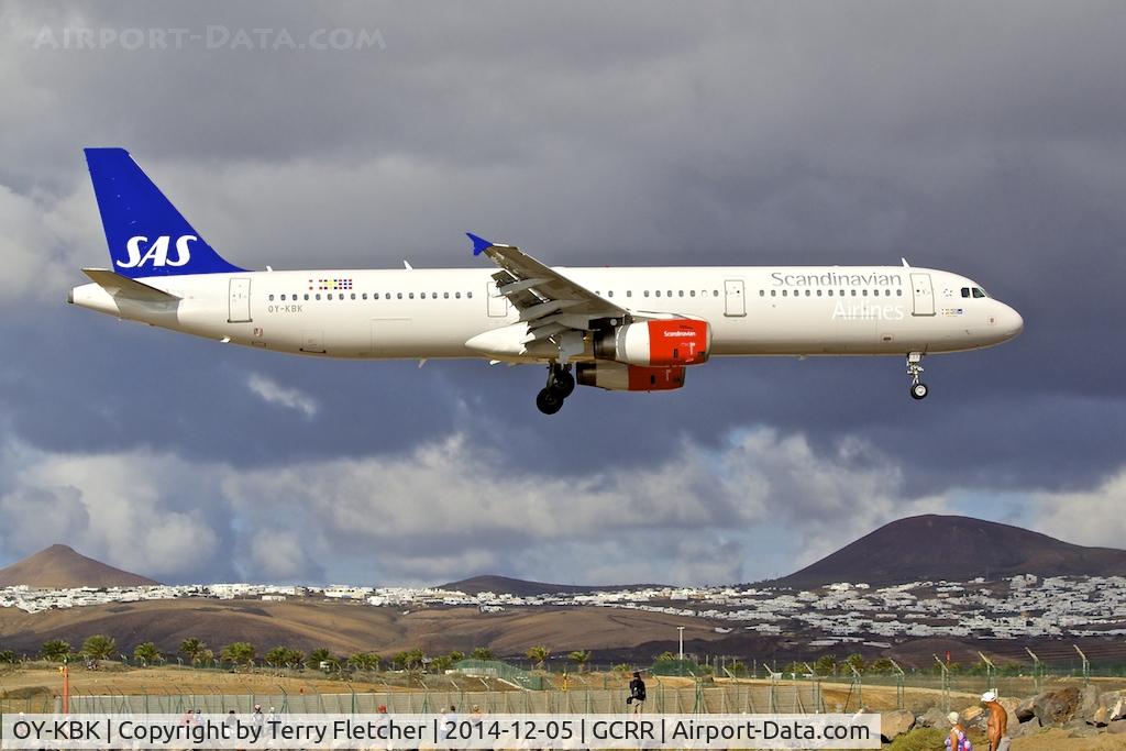 OY-KBK, 2001 Airbus A321-232 C/N 1587, At Lanzarote Airport ( Canary Isles ) in December 2014
