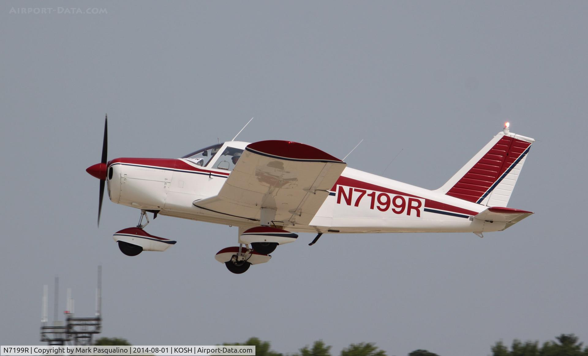 N7199R, 1966 Piper PA-28-140 C/N 28-21914, Piper PA-28-140