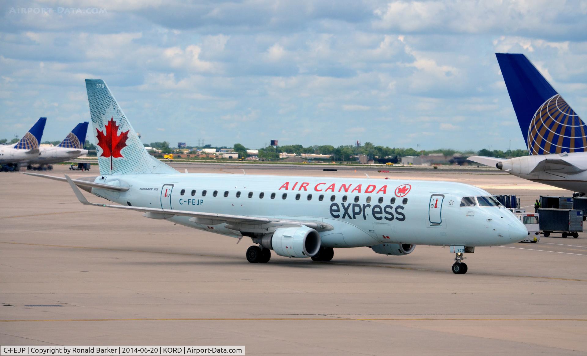 C-FEJP, 2005 Embraer 175SU (ERJ-170-200SU) C/N 17000096, Taxi O'Hare