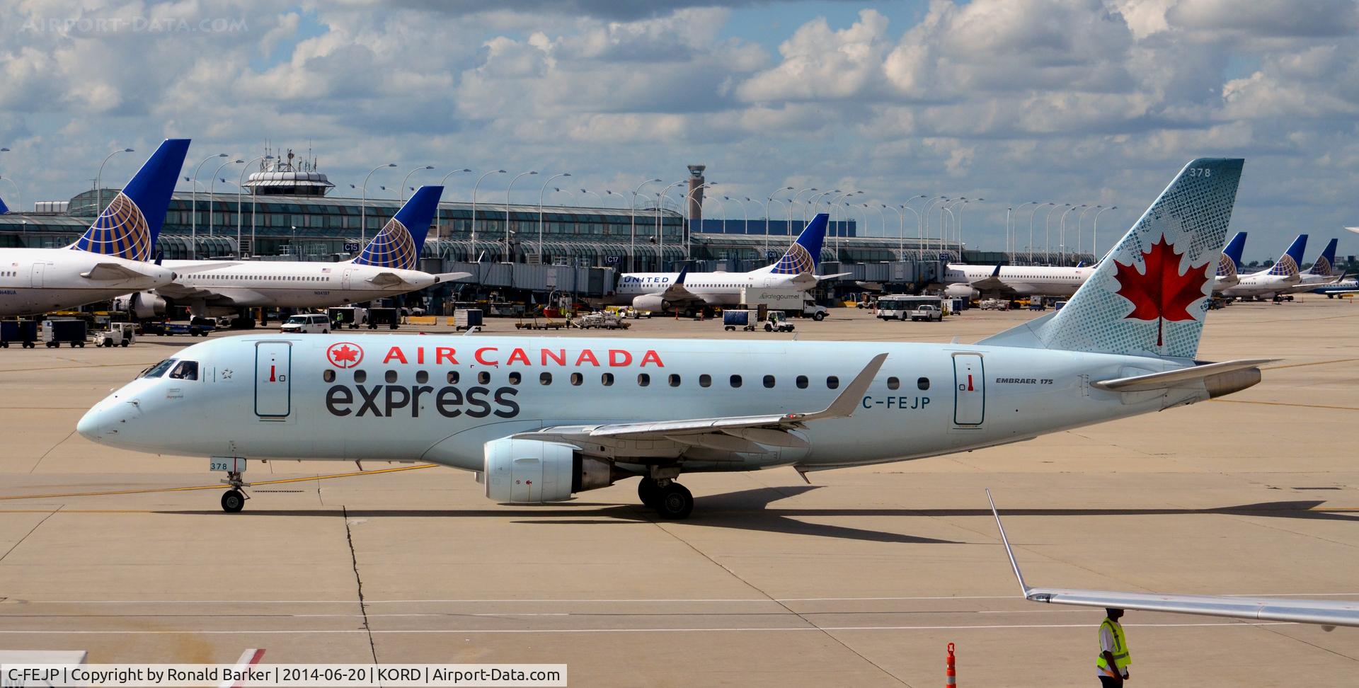 C-FEJP, 2005 Embraer 175SU (ERJ-170-200SU) C/N 17000096, Taxi O'Hare