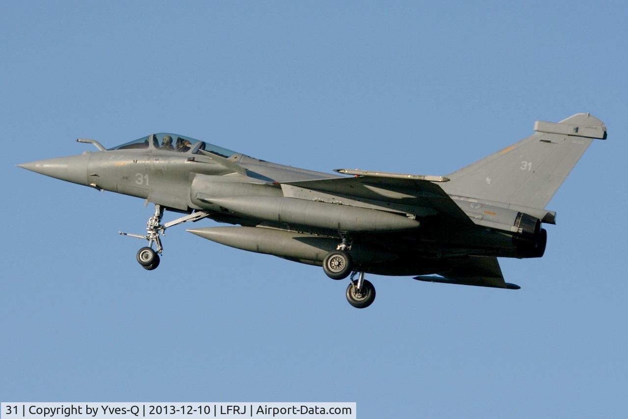 31, Dassault Rafale M C/N 31, French Naval Aviation Dassault Rafale M, Short approach rwy 26, Landivisiau Naval Air Base (LFRJ)