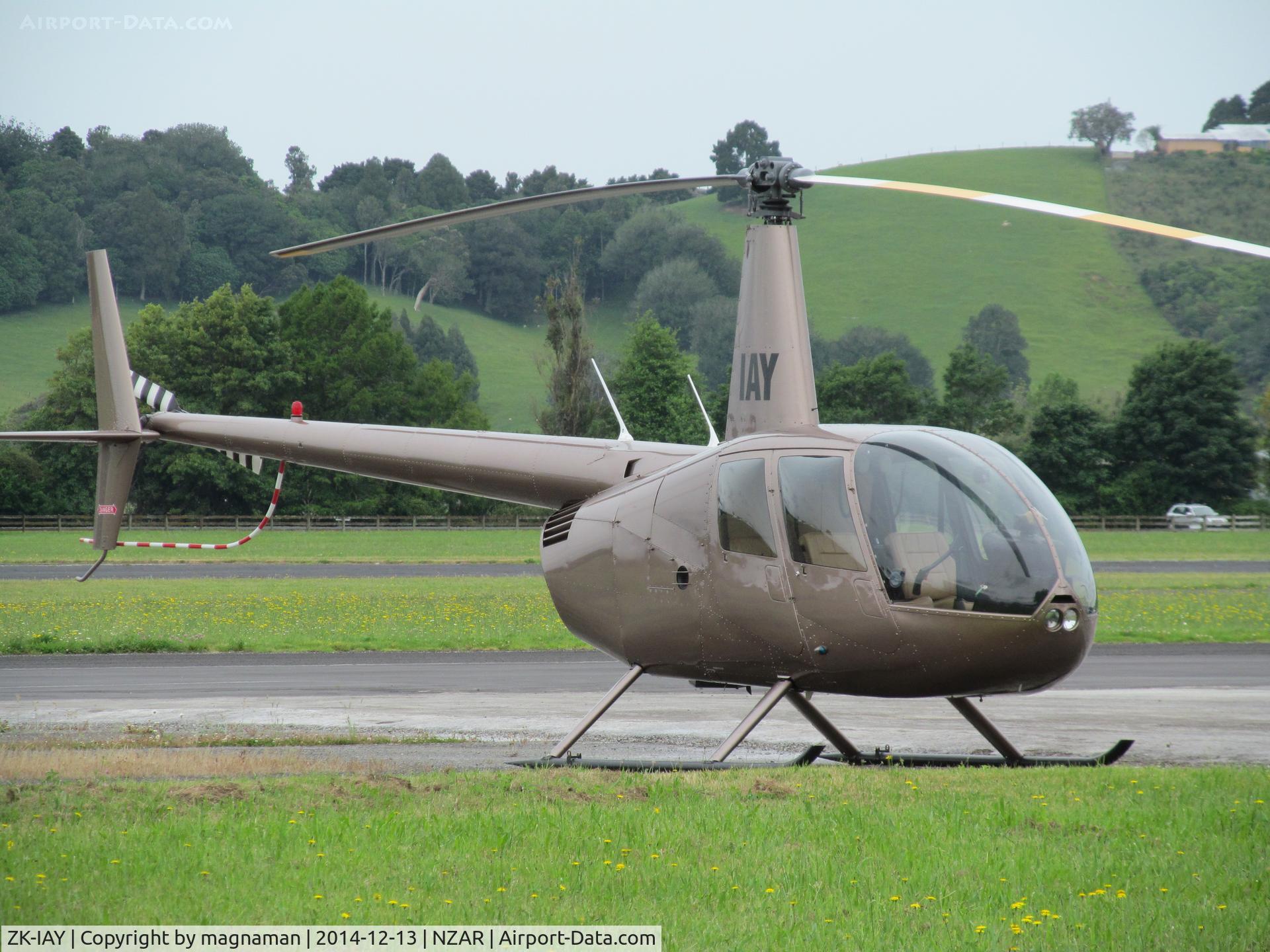 ZK-IAY, 2003 Robinson R44 C/N 1318, on heliflite pad