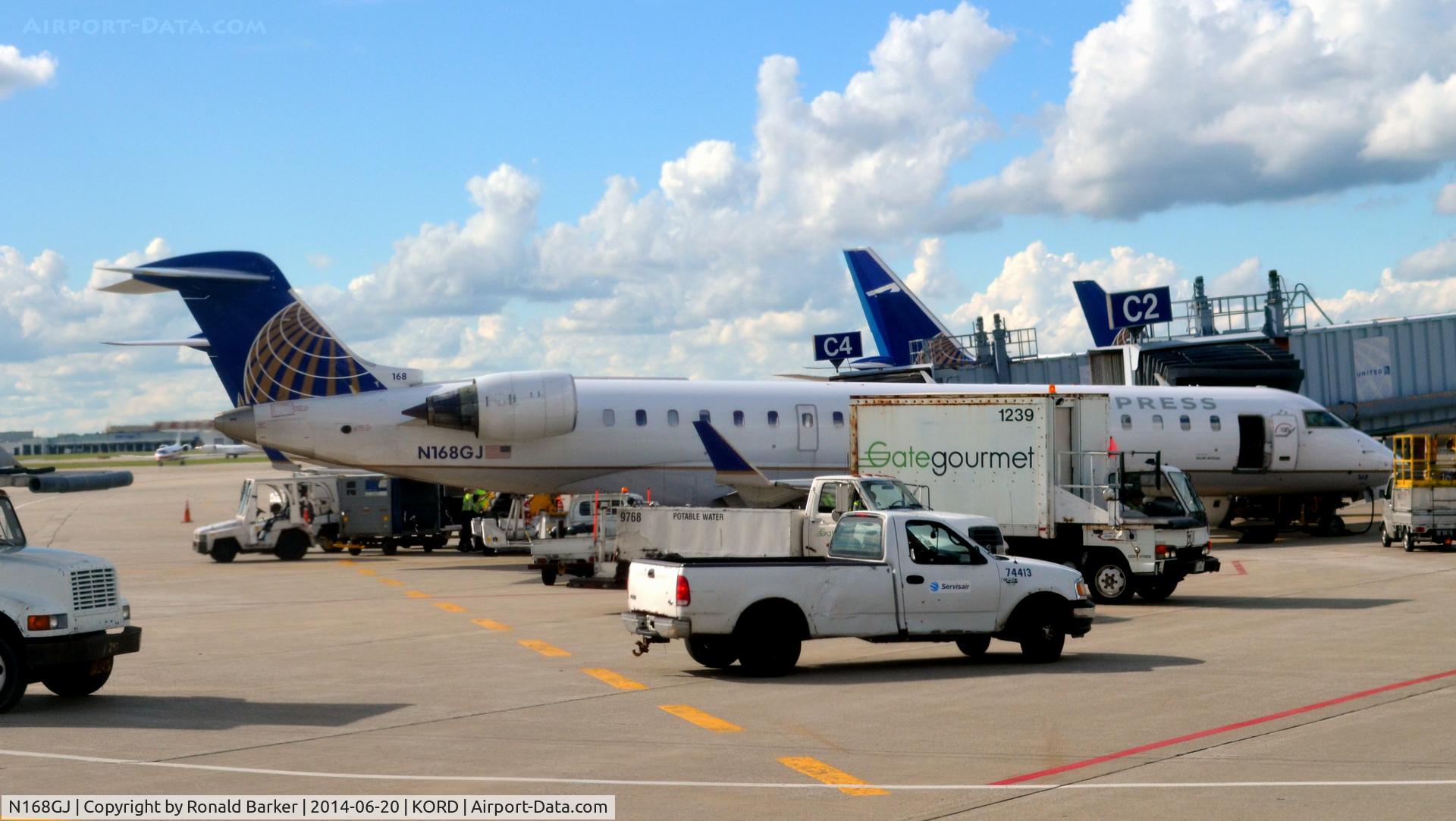 N168GJ, Bombardier CRJ-702 (CL-600-2C10) Regional Jet C/N 10272, Gate C2 O'Hare