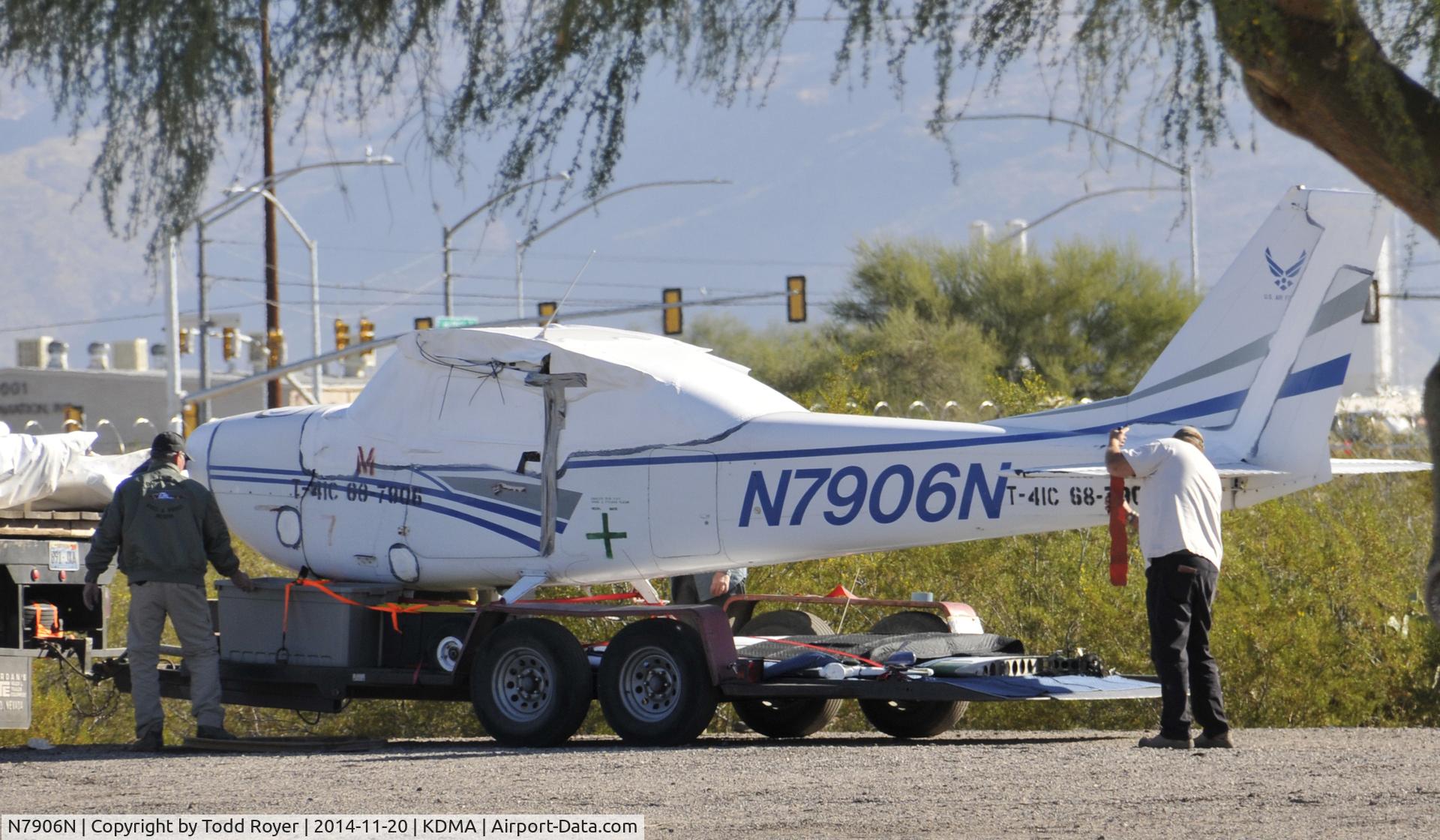 N7906N, 1968 Cessna T-41C Mescalero C/N R172-0297, Departing the 
