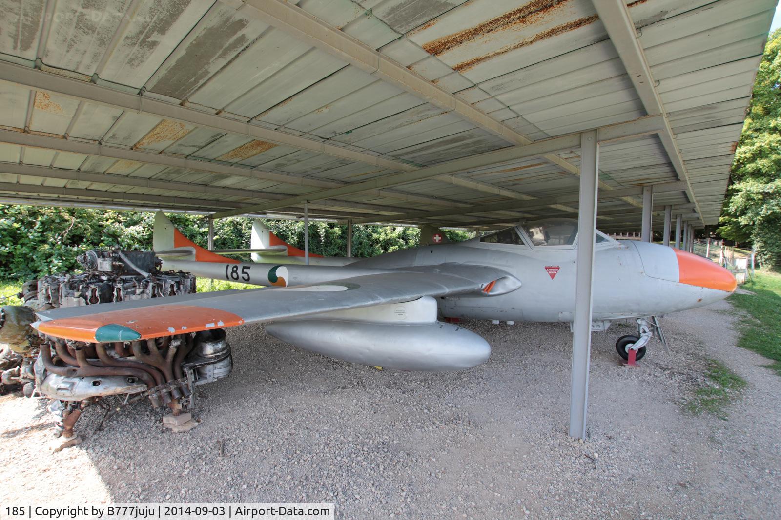 185, De Havilland DH-115 Vampire T.55 C/N 15775, at Savigny-Les-Beaune