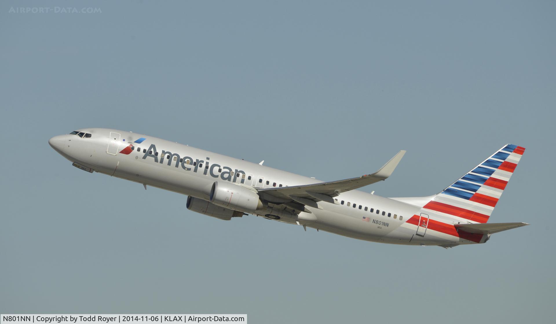 N801NN, 2009 Boeing 737-823 C/N 29565, Departing LAX on 25R