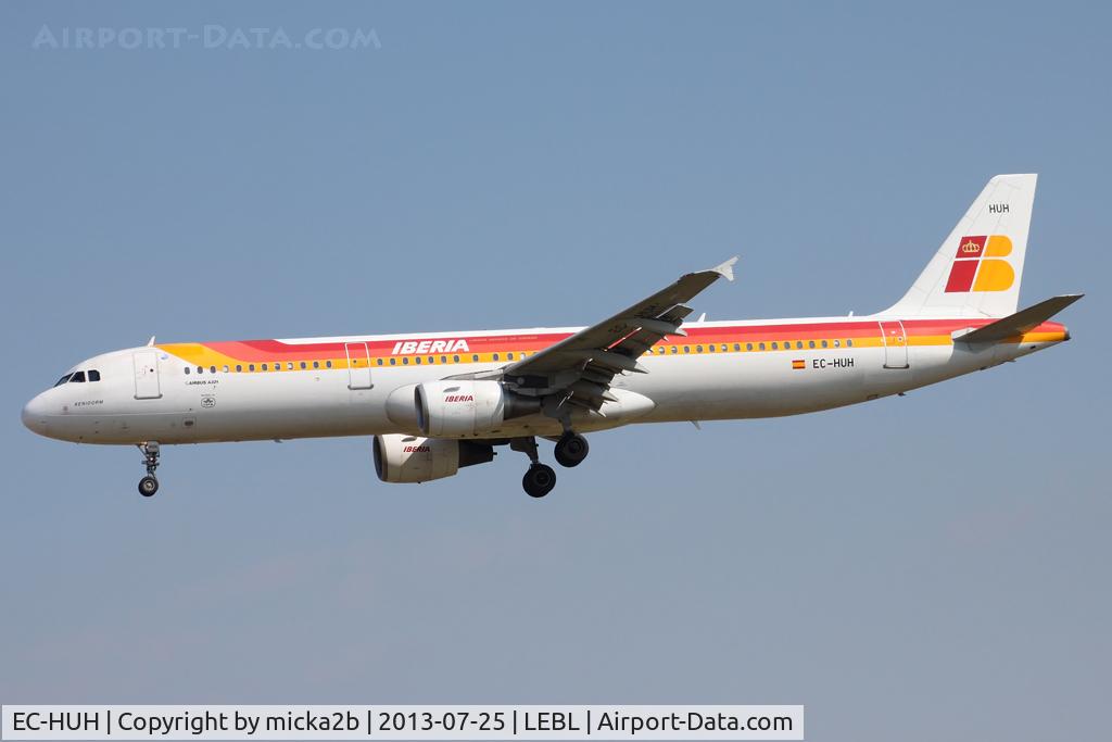 EC-HUH, 1999 Airbus A321-211 C/N 1021, Landing
