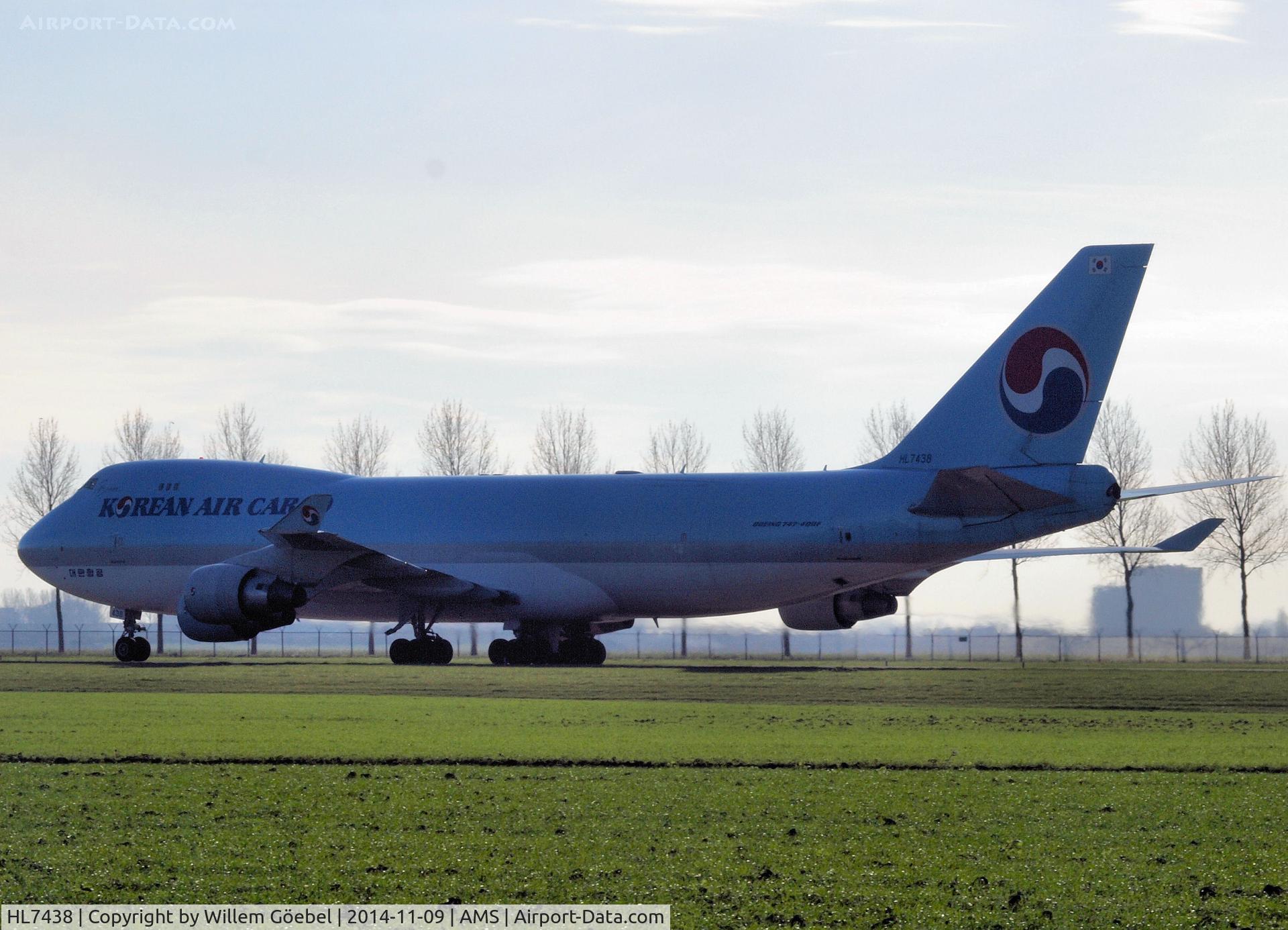 HL7438, 2003 Boeing 747-4B5ERF C/N 33515, Taxi to the gate of Schiphol Airport