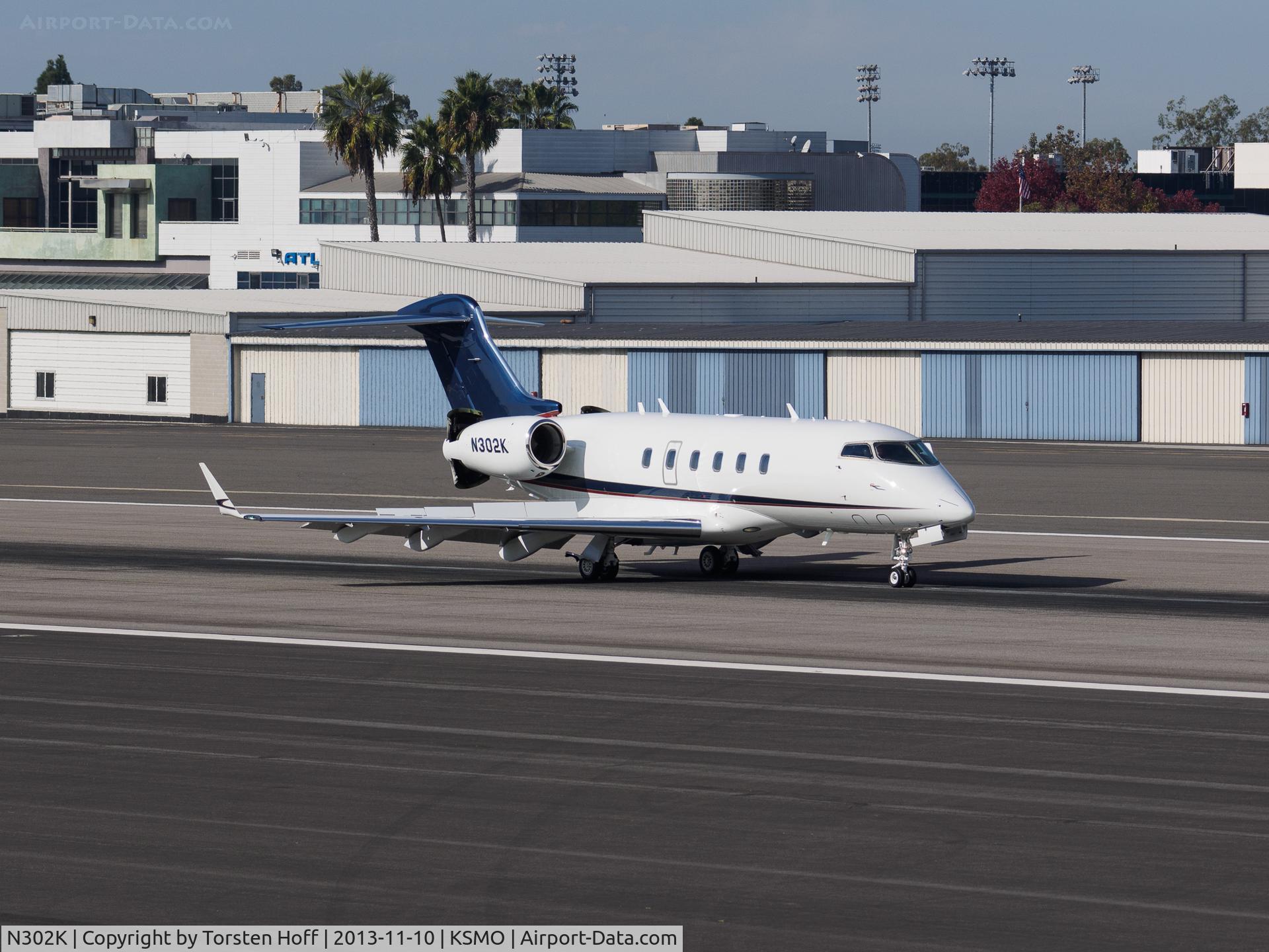 N302K, Bombardier Challenger 300 (BD-100-1A10) C/N 20267, N302K arriving on RWY 03